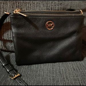 Black Michael Kors Satchel/ Crossbody